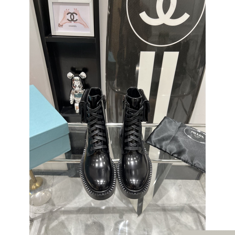 Pra*a boots